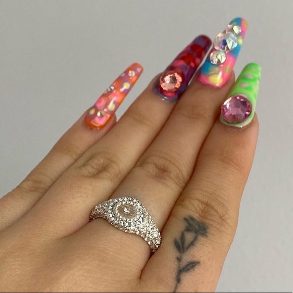 luv aj silver pave signet ring - Picture 2 of 3